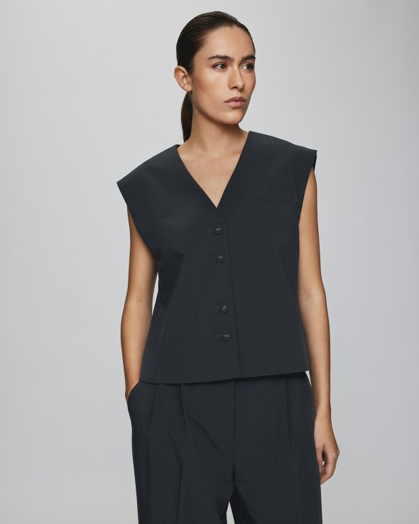 MSCHCassie Vest