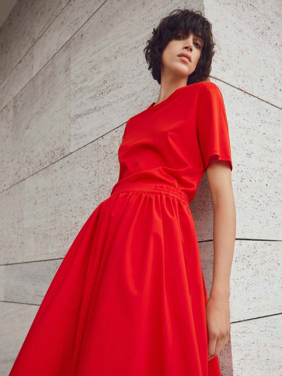 ON TREND:<BR>RED ESSENCE