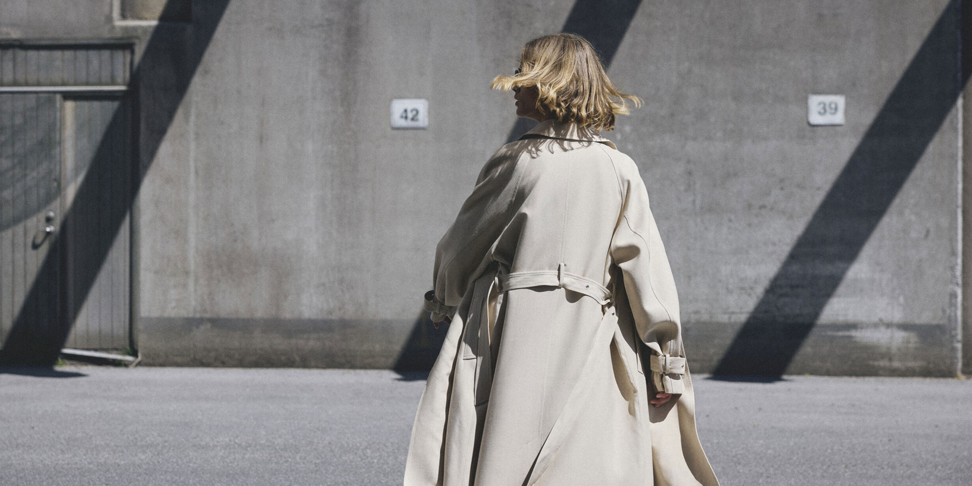 <h1 style="font-family: Arial, Nimbus Sans; text-align: center; text-transform: none; font-size:350%; color:#ffffff;"><strong>Spring Jackets</strong></h1>