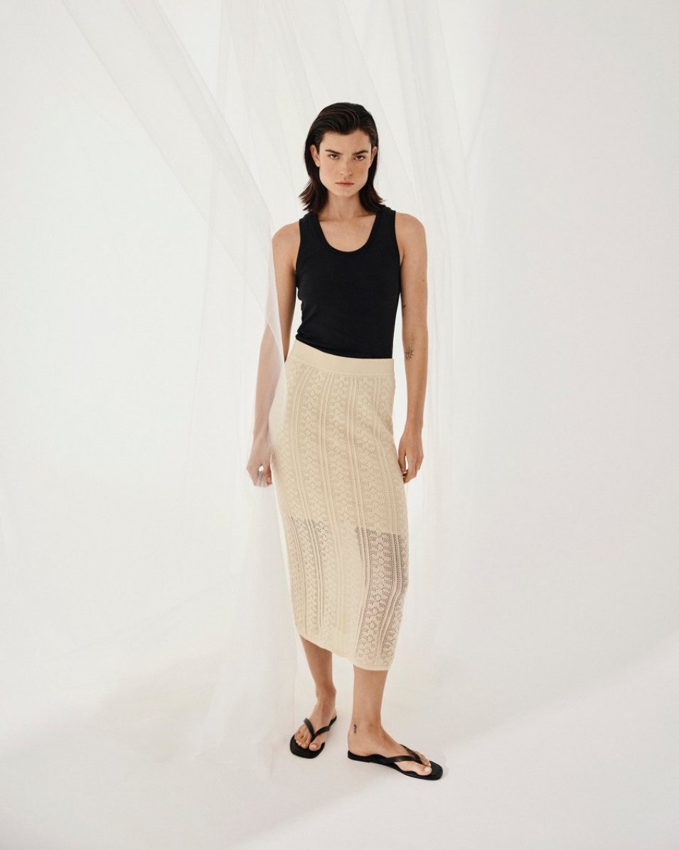 SKIRTS